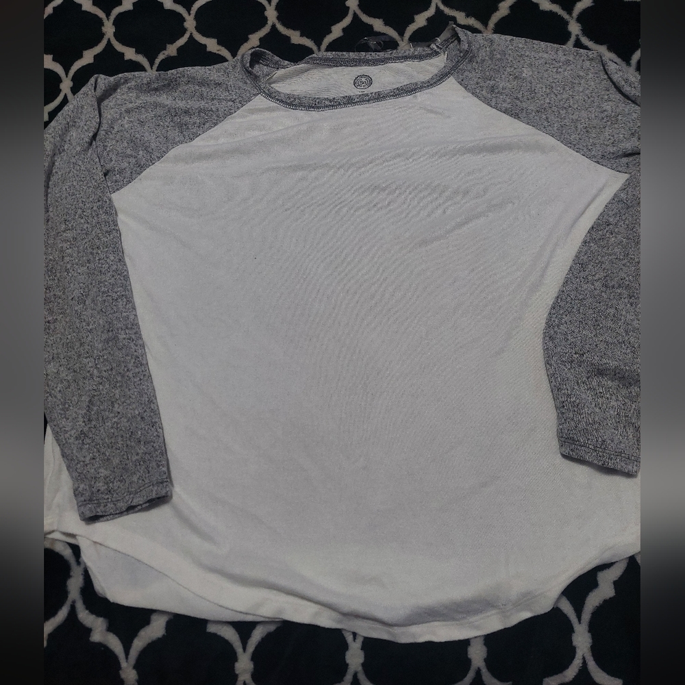 SO long sleeve top‎ XL